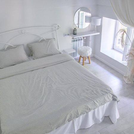 White Door Apartments Heart Of Odessa 4 المظهر الخارجي الصورة